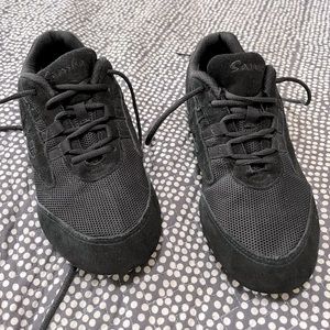 Women’s Sansha dance shoes size 7